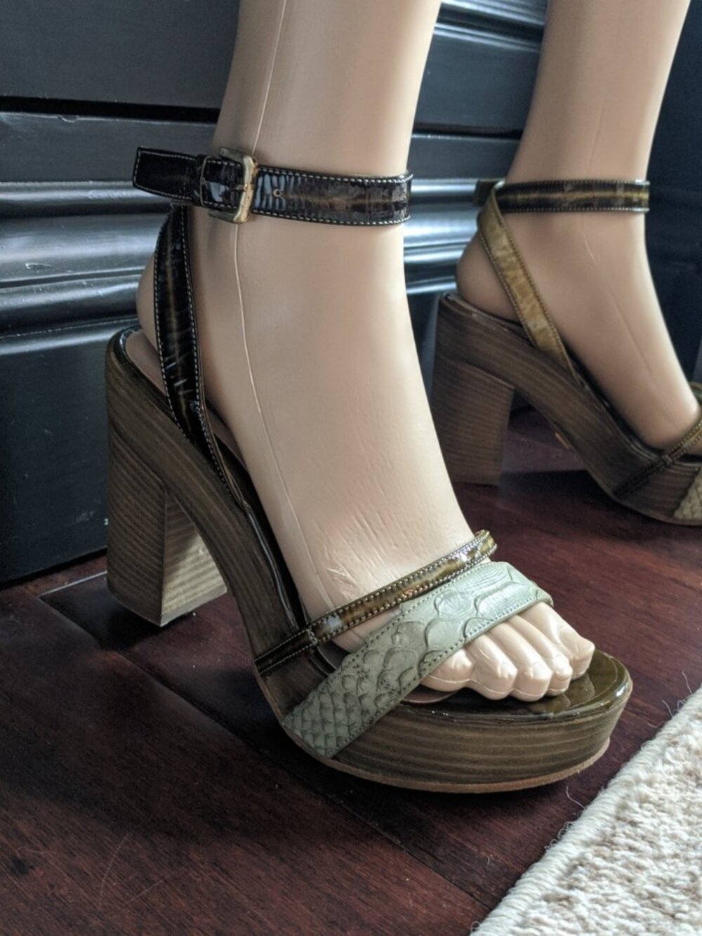 EGO ITALY Green Animal Print Platform Ankle Strap Chunky Heels Sandals EU 37